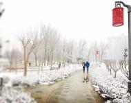 這么美麗的雪景，約上好友，約上朋友（你懂的），一起浪漫下，也是未曾錯(cuò)過(guò)的見(jiàn)證！