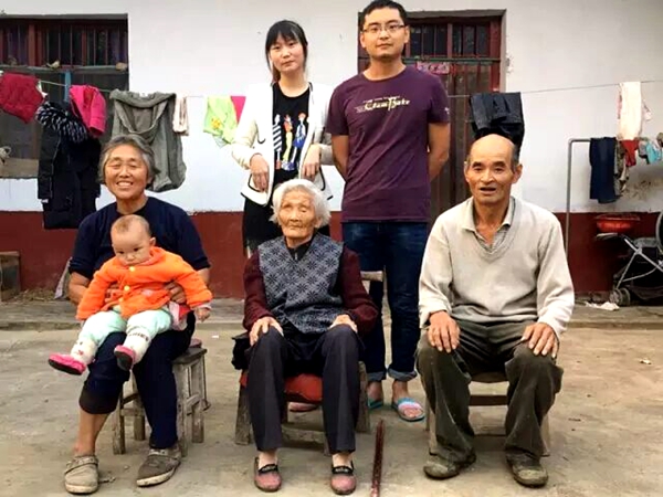 確山縣這個(gè)村三個(gè)百歲老人 平均壽命90歲