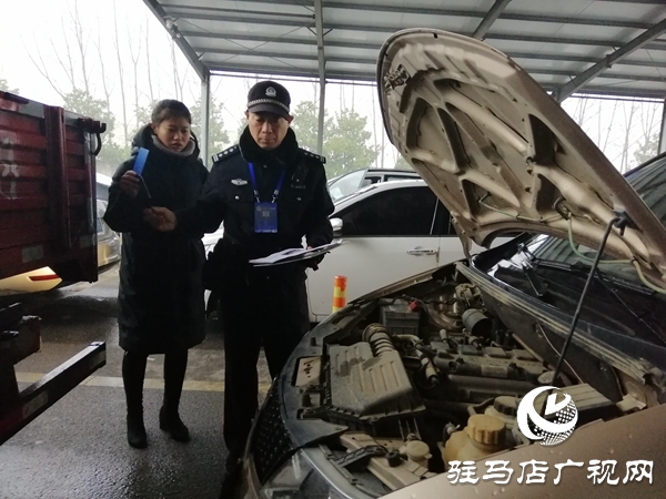 年底新車上牌扎堆 車管所便民服務(wù)助力