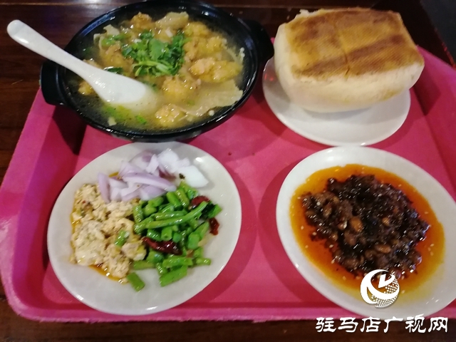 吳嬸饃菜湯，吃出家的味道