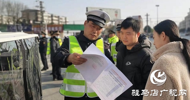 嚴(yán)查電動(dòng)車無牌上路、非法加裝車棚 駐馬店市區(qū)開據(jù)第一張罰單