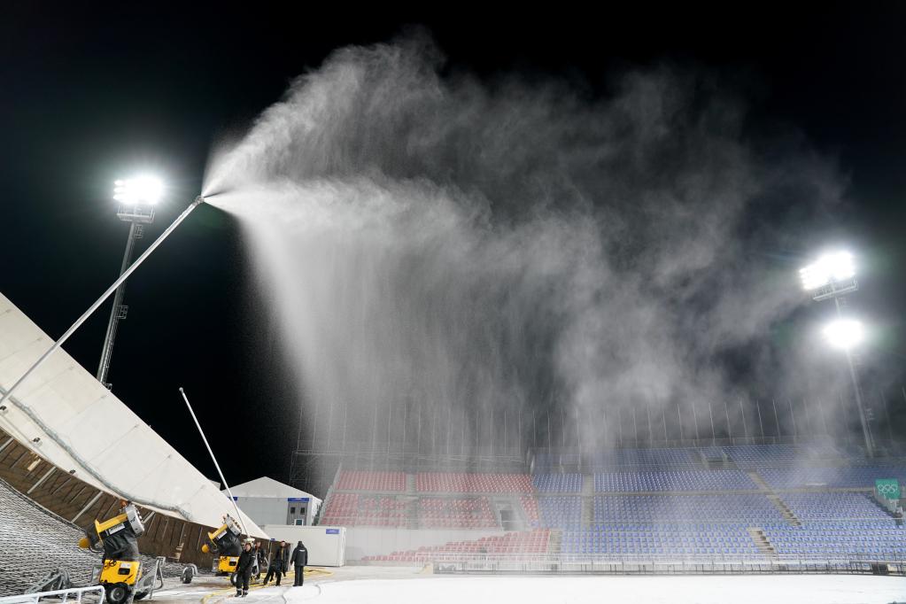 你不知道的冬奧事丨多名國(guó)際專家認(rèn)可：人造雪常用、公平、安全