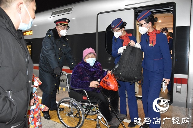 駐馬店車務段迎來春運返程客流高峰 多去往北京、上海、深圳、鄭州等地