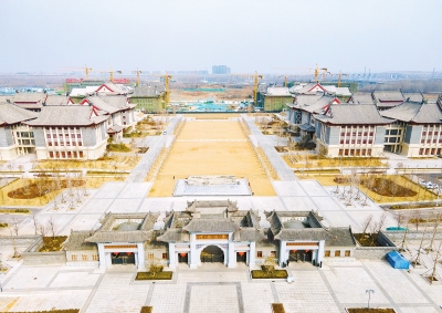 河南大學(xué)鄭州校區(qū)建設(shè)已完成一半 生物學(xué)國家重點實驗室年底竣工