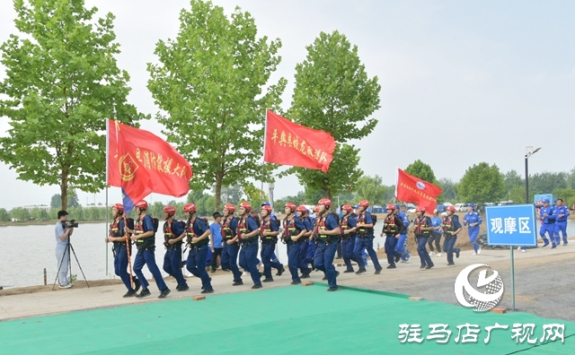 平輿縣舉行防汛搶險綜合應(yīng)急演練