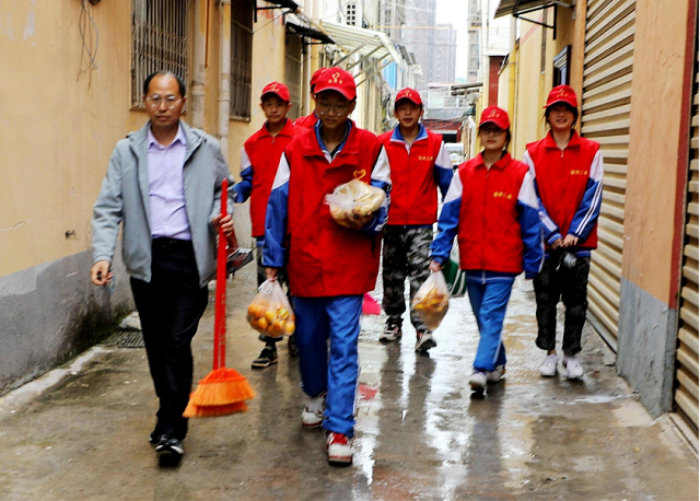 駐馬店：九九重陽(yáng)節(jié) 濃濃敬老情