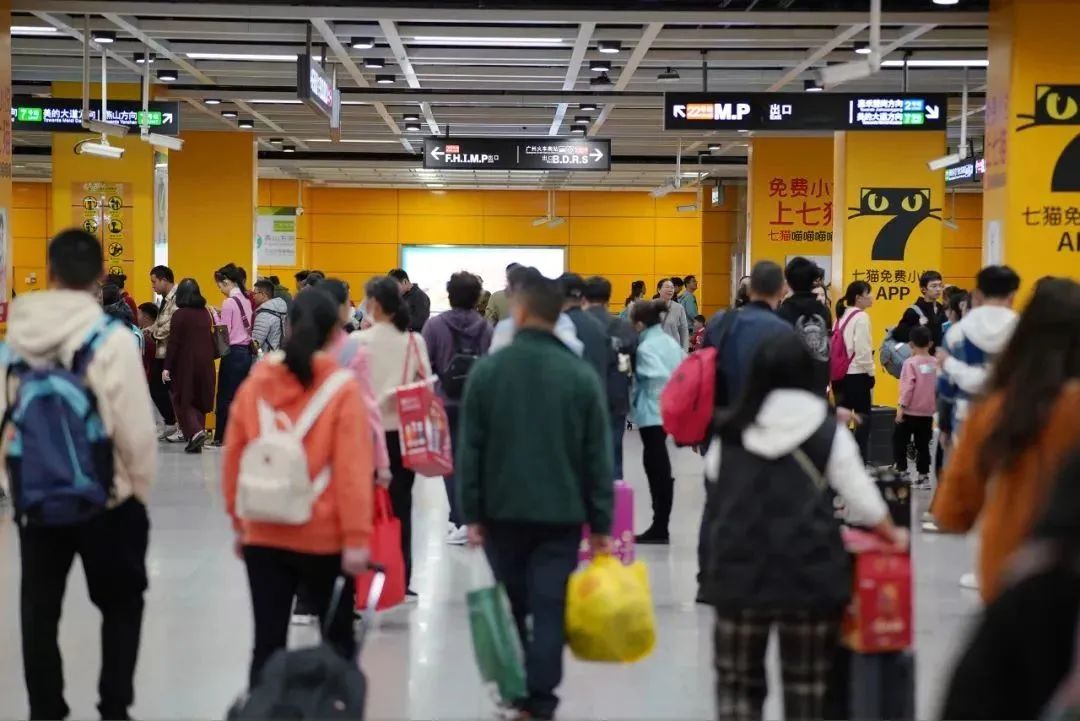 買不到返程車票或因不可抗拒因素，不能按時(shí)上班，算曠工嗎？