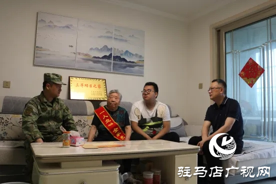 汝南縣開展軍地聯(lián)合送喜報(bào)活動(dòng)