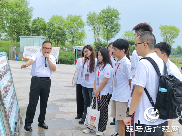 北京大學深圳研究生院“篤行計劃”駐馬店暑期社會實踐團走進平輿縣參觀調(diào)研