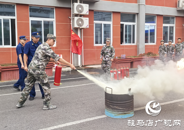 駐馬店：開展消防知識實操演練 筑牢校園安全防線